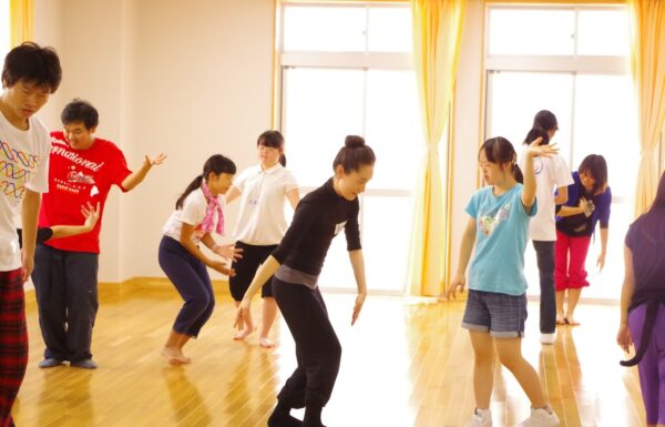 インクルシブダンスの体験ワークショップ