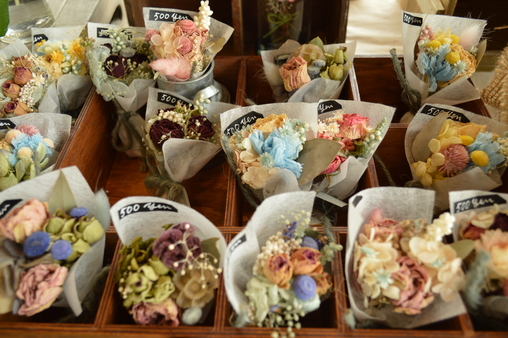 ZOU-SUN-NIGHT-MARCHE