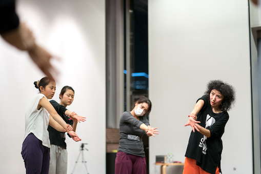 安藤洋子 ダンスワークショップ「フォーサイス作品を学ぶ」【開催中止】