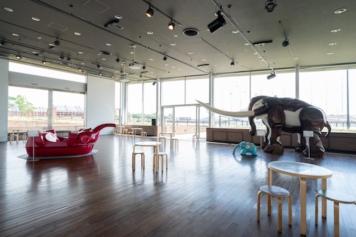 ARCHIVE EXHIBITION 椿昇 展『時をかける象(ペリー)とペリコ』